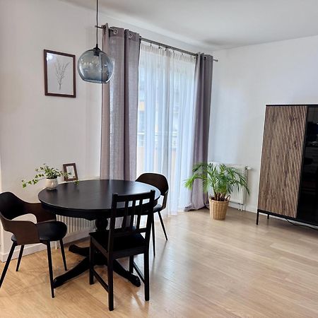 קרקוב C- Home4U - Apartment With A City View Close To Aquapark, Parking In Secured Area מראה חיצוני תמונה
