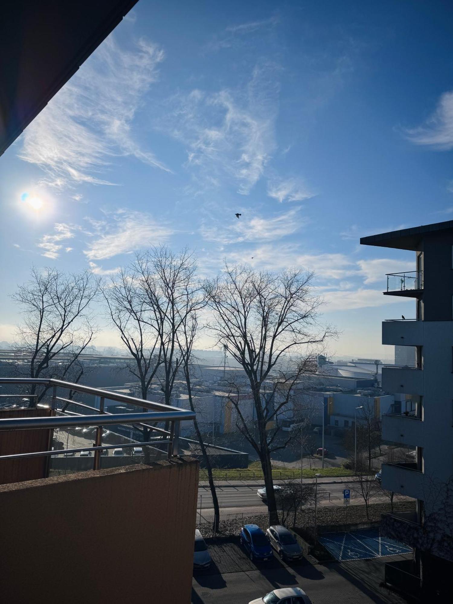 קרקוב C- Home4U - Apartment With A City View Close To Aquapark, Parking In Secured Area מראה חיצוני תמונה